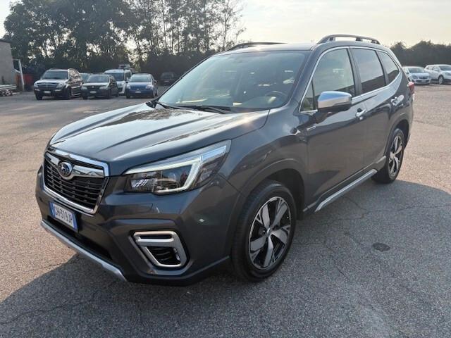 Subaru Forester 2.0 e-Boxer MHEV CVT Lineartronic Premium