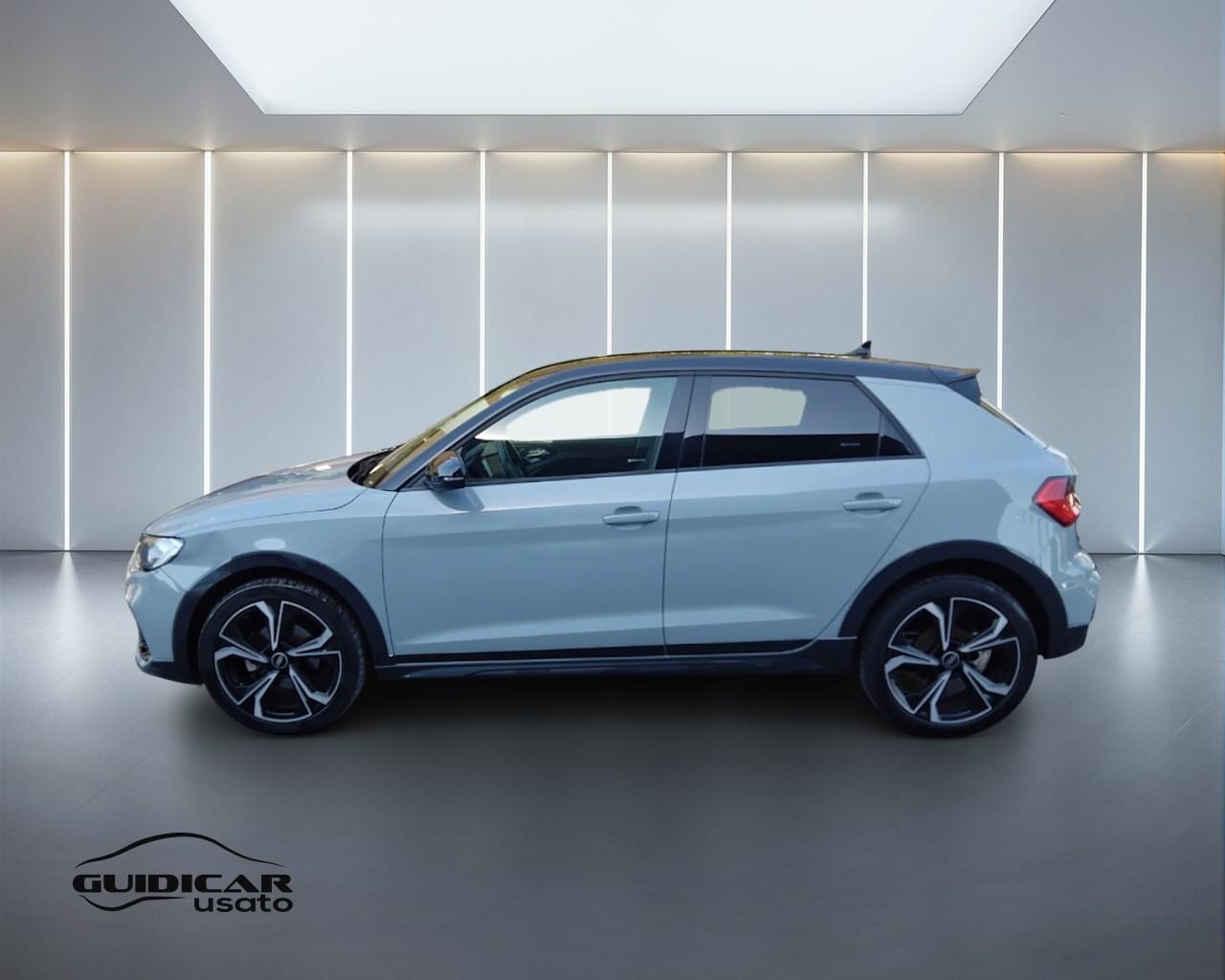 AUDI A1 II 2022 allstreet - A1 allstreet 30 1.0 tfsi Identity Contrast 116cv s tronic