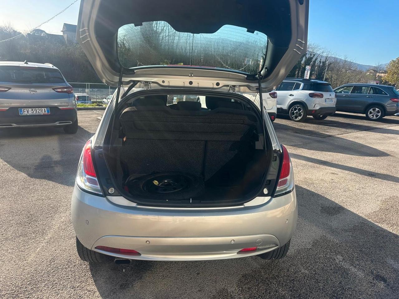 Lancia Ypsilon 1.2 GPL 69 CV 5 porte Platinum NEOPATENTATI