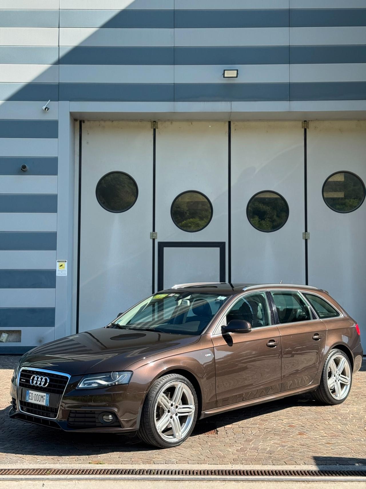 Audi A4 Avant 3.0 TDI quattro tiptronic SLine TETTO 19"