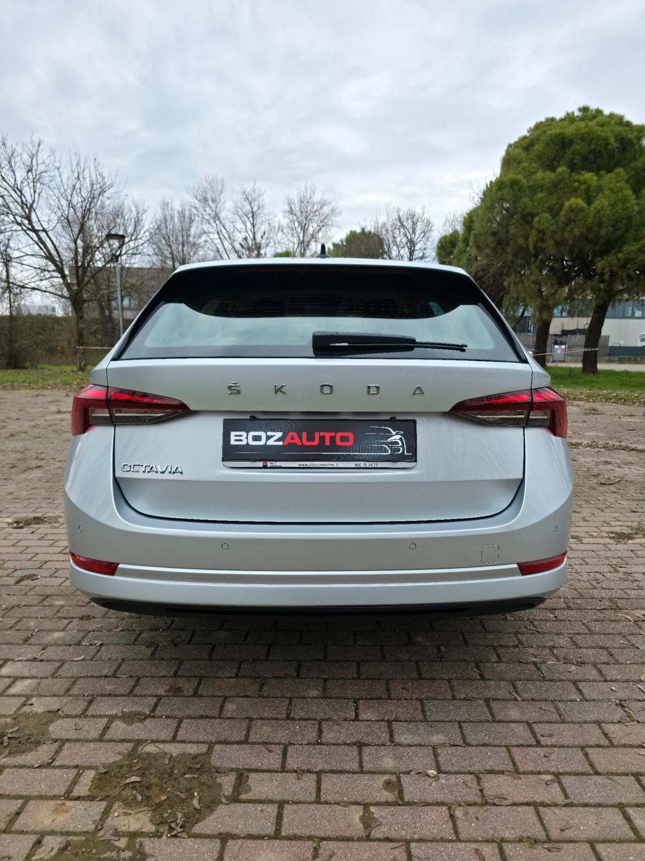 Skoda Octavia 2.0 TDI EVO DSG Wagon Executive 115CV