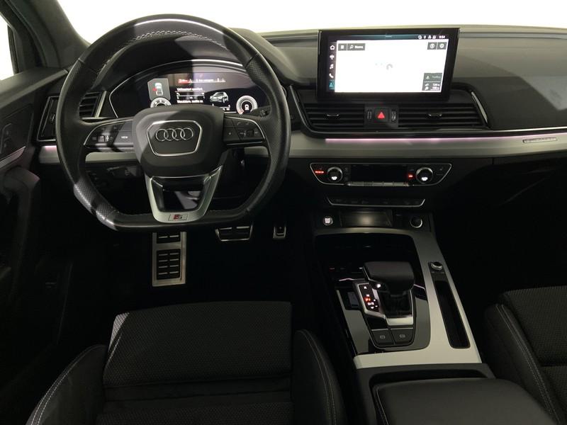 Audi Q5 40 2.0 tdi mhev 12v identity black quattro s-tronic