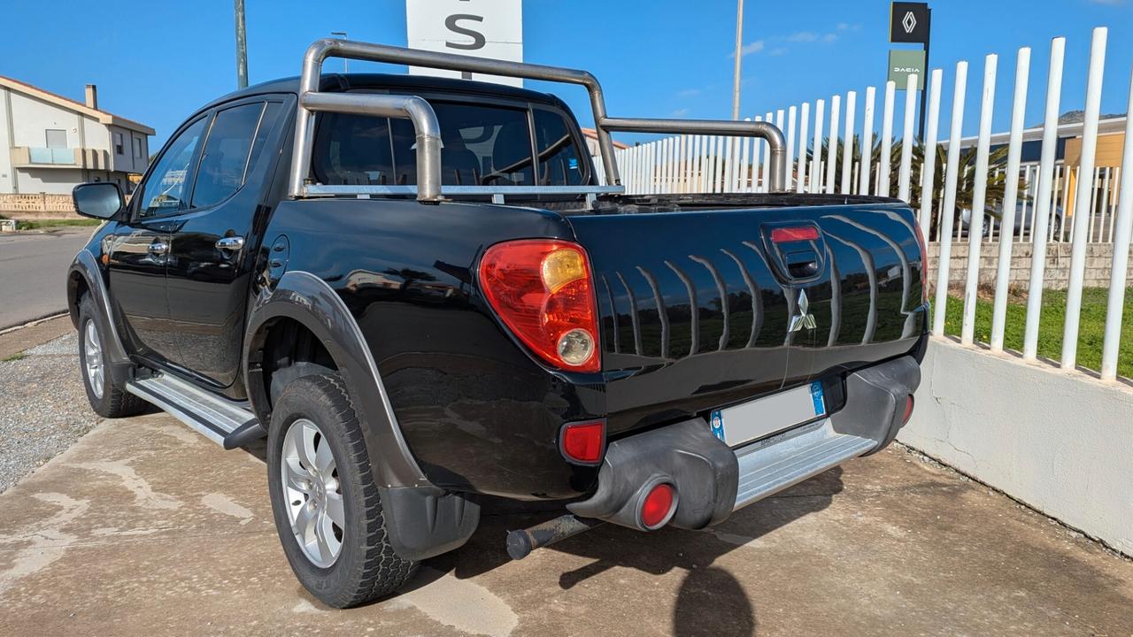 Mitsubishi L200 2.5 DI-D/136CV Double Cab Intense