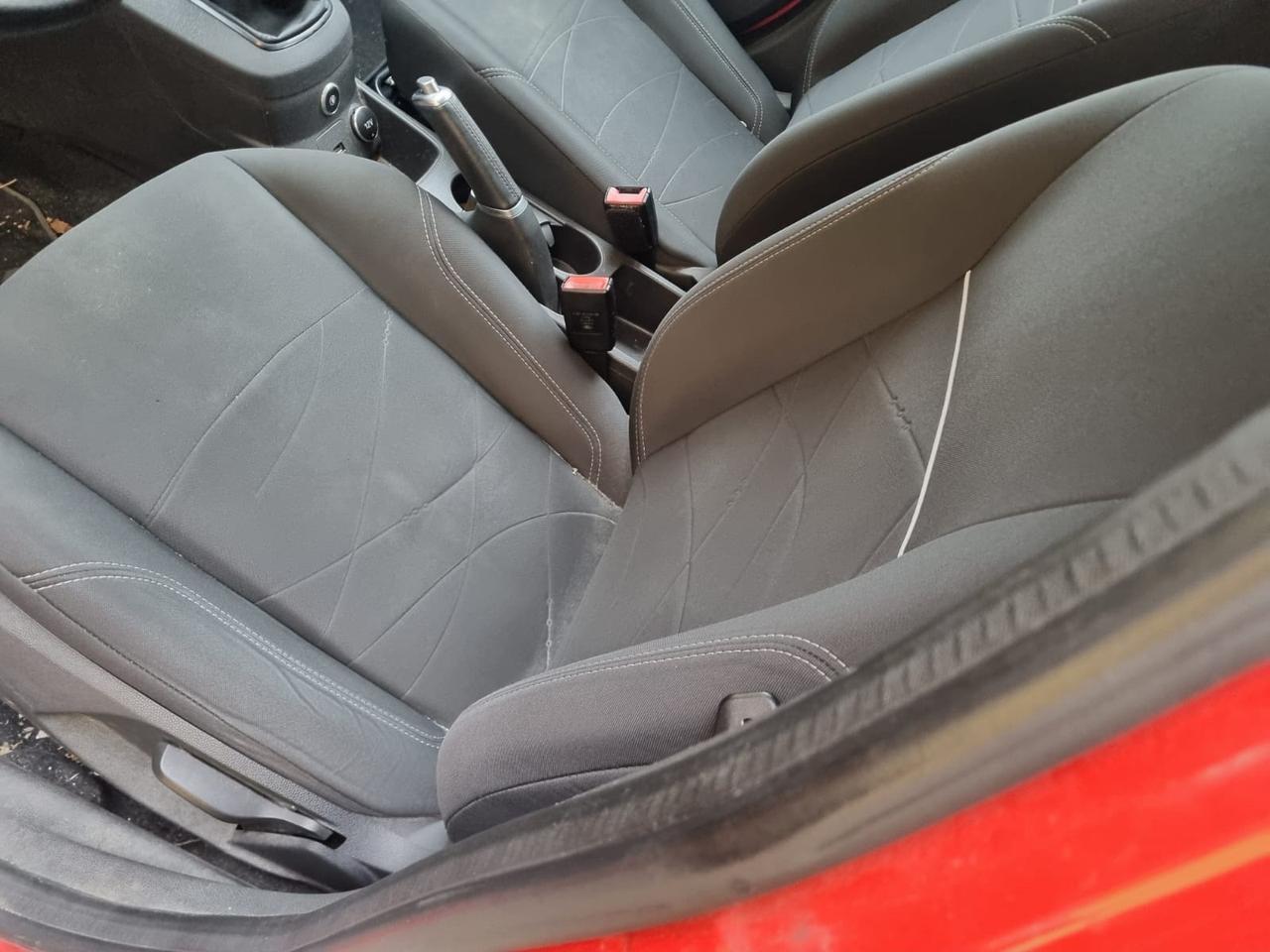 Ford Fiesta 1.4 5 porte Bz.- GPL Business
