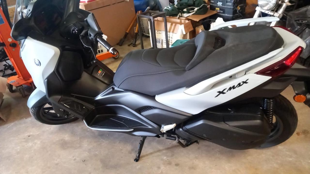 Yamaha X-Max 300 Tech Max