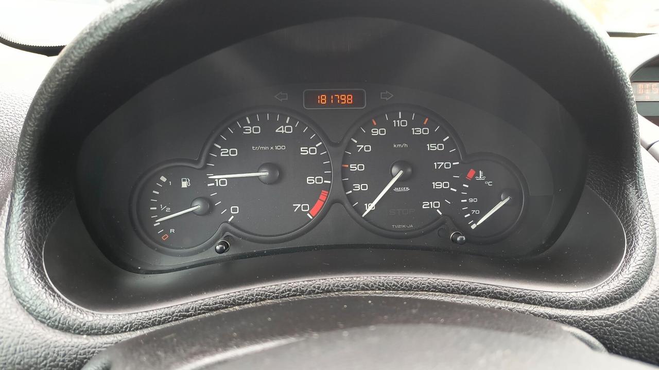 Peugeot 206 1.4 5p. XT