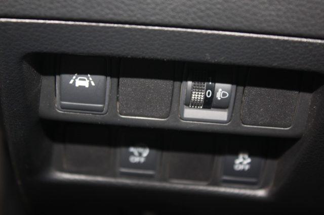 NISSAN Qashqai 1.5 dCi N-Connecta