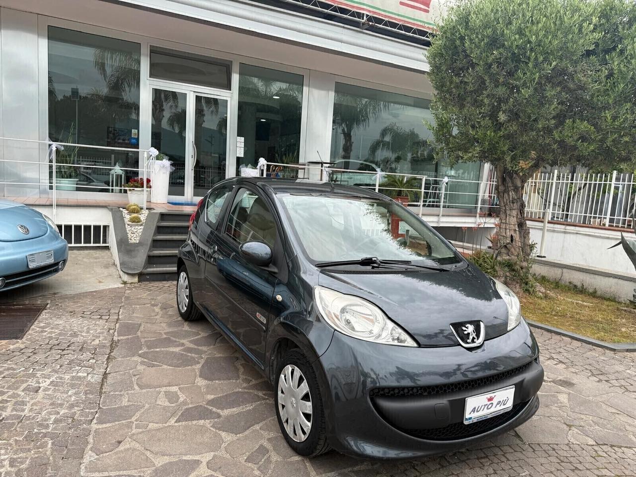 Peugeot 107 1.0 68CV 3p. DESIGN NEO PATENTATI