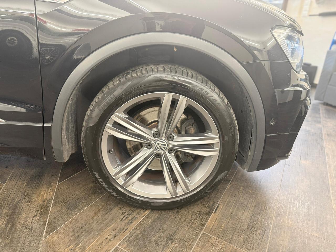 Volkswagen Tiguan 2.0 TDI r-line