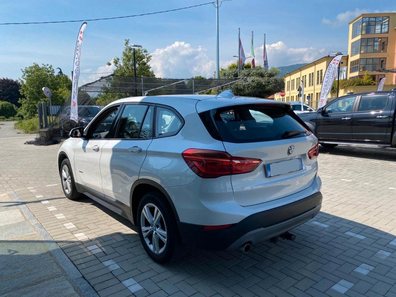 BMW X1 sdrive18d Business