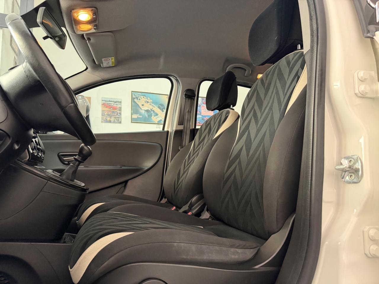 Lancia Ypsilon 1.2 Benzina 69 CV Platinum