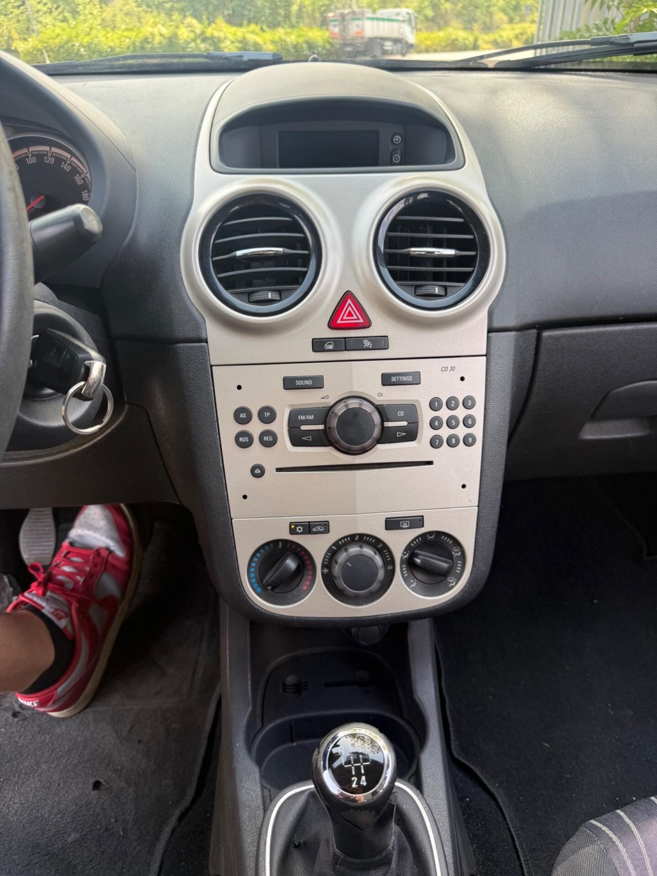 Opel Corsa Diesel 1.3 CDTi Neopatentati 86 milaKM