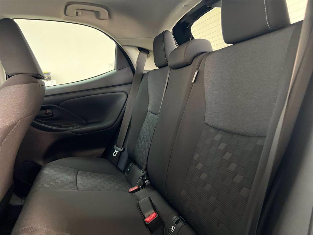 TOYOTA Yaris 1.5h Trend del 2025
