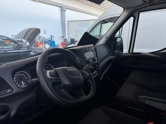 IVECO DAILY FURGONE 3520L H2 BLUE