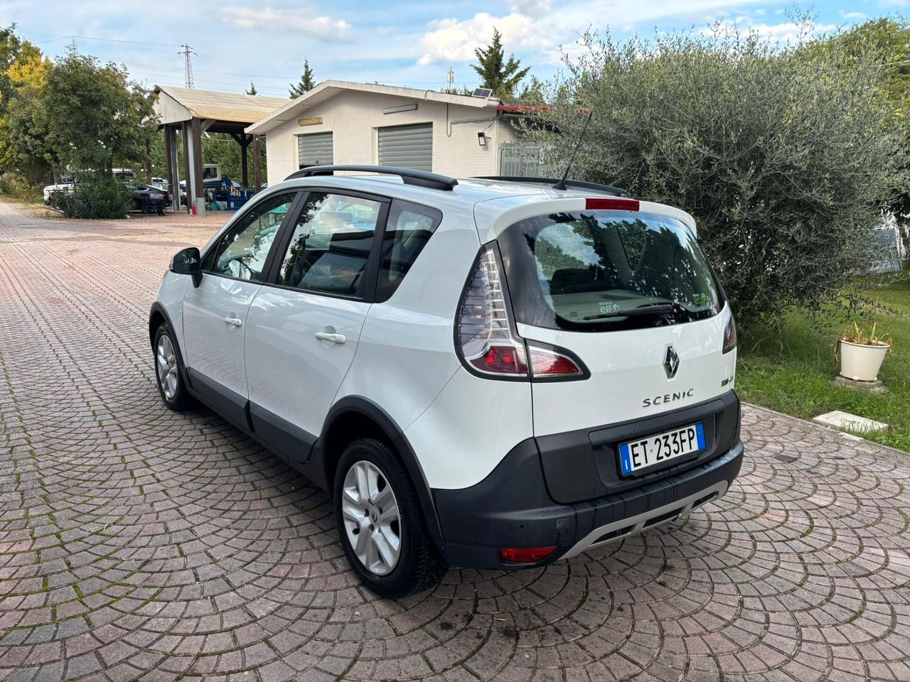 Renault Scenic Scénic XMod Cross 1.5 dCi 110CV Start&Stop UNICO PROPRIETARIO PERMUTABILE