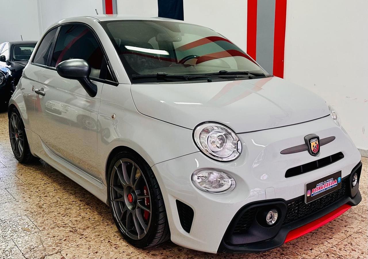 Abarth 500 1.4 Turbo T-Jet 135CV**