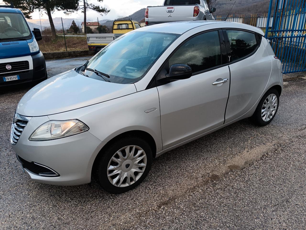 Lancia Ypsilon 1.3 MJT 16V 95 CV 5 porte S&S Gold