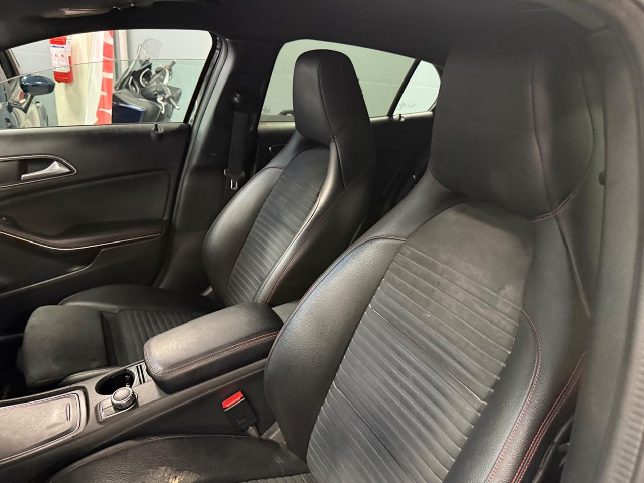 Mercedes-benz GLA 200d Automatic 4Matic Premium