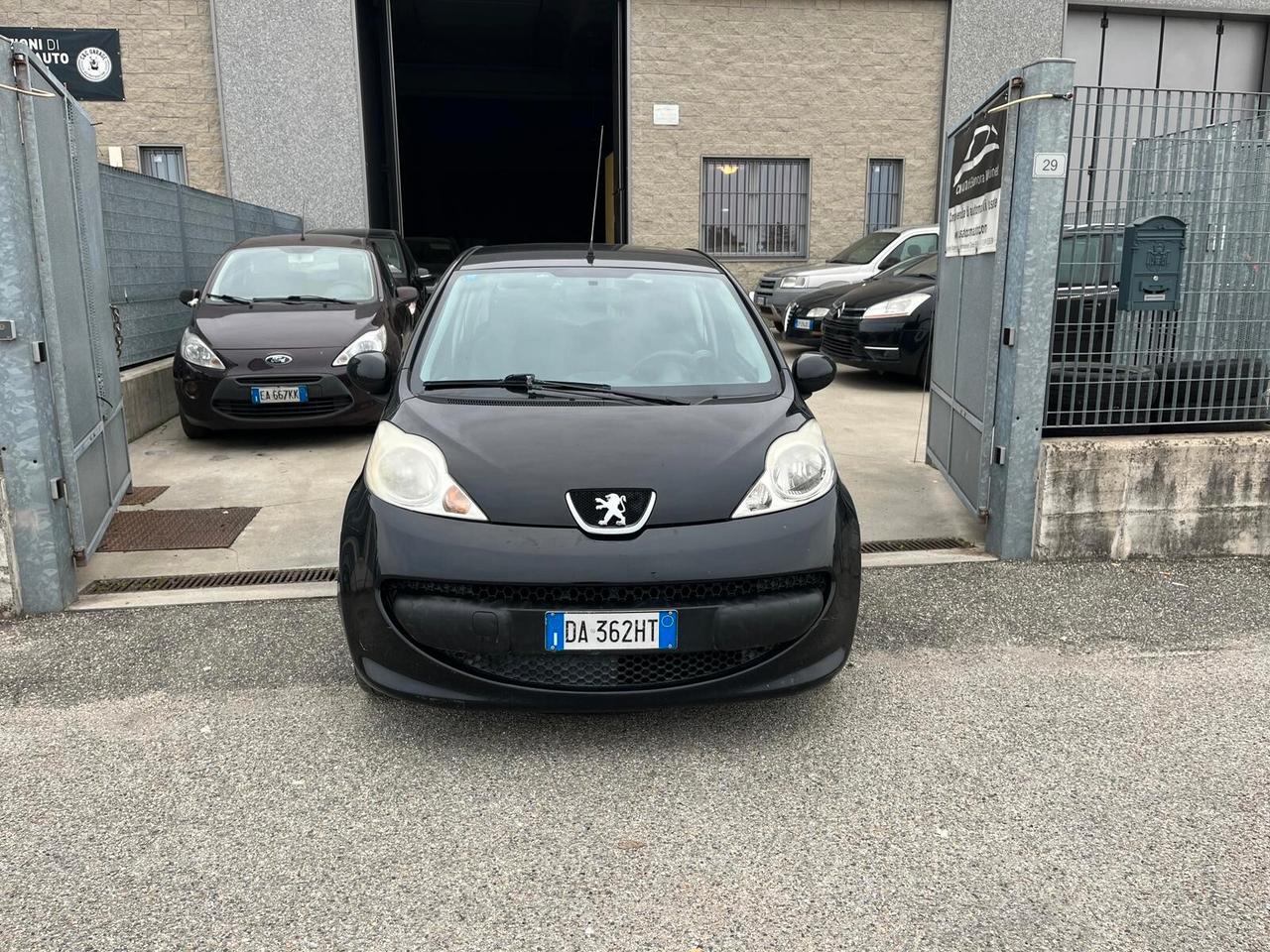 Peugeot 107 1.0 68CV 3p. Plaisir 2Tronic AUTOMATICA, NO CLIMA