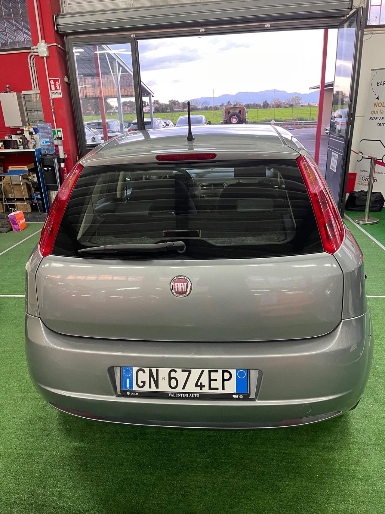 Fiat Grande Punto 1.3 MJT Neopatentati PERMUTE RATE