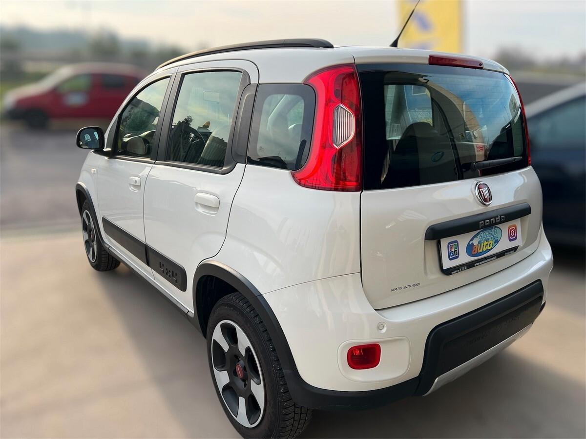 Fiat Panda 1.3 MJT S&S 4x4 / ok neopatentati