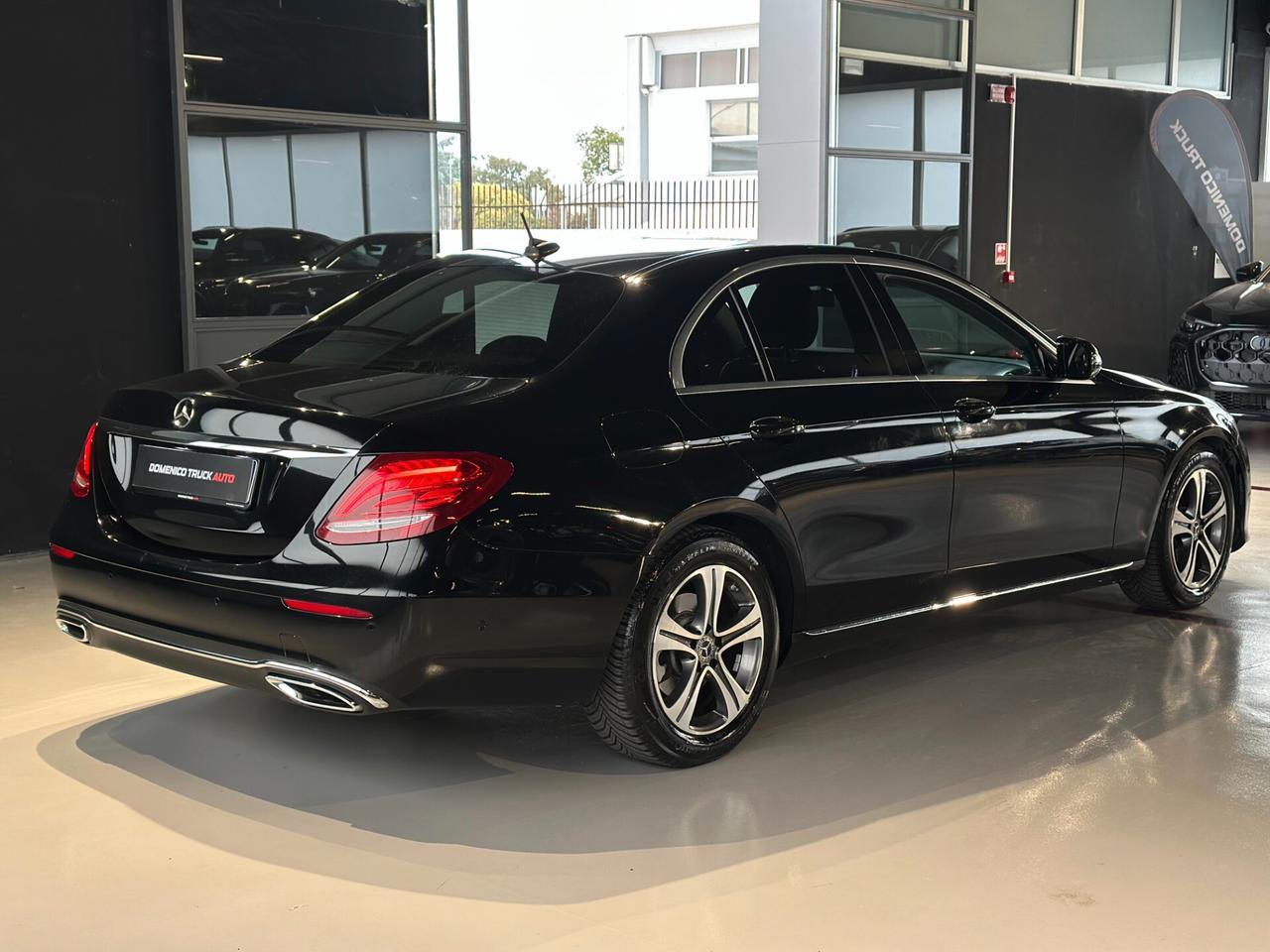 Mercedes-benz E 220 d Auto Premium Plus