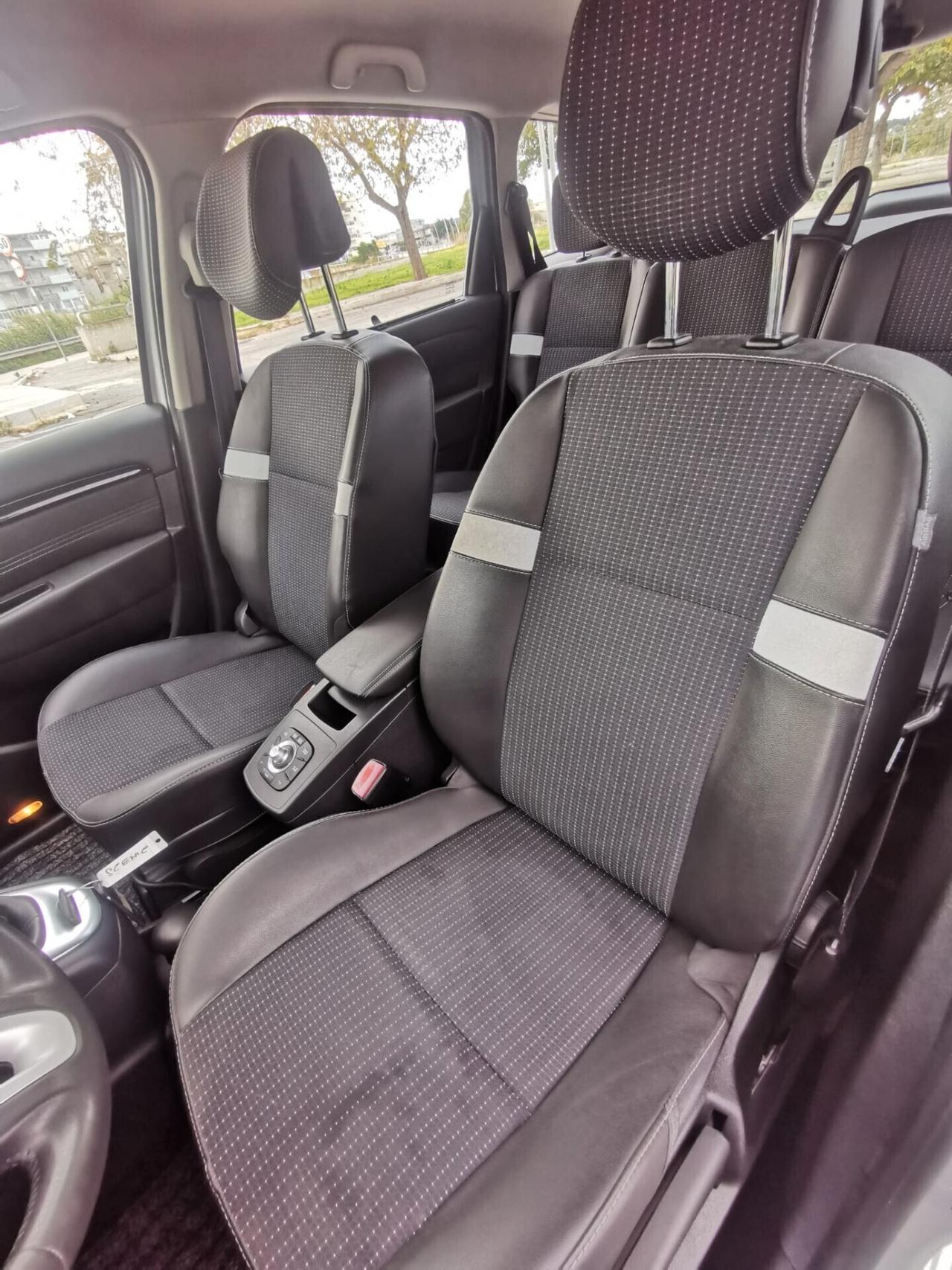 Renault Scenic Scénic 1.9 dCi 130CV Dynamique 7POSTI