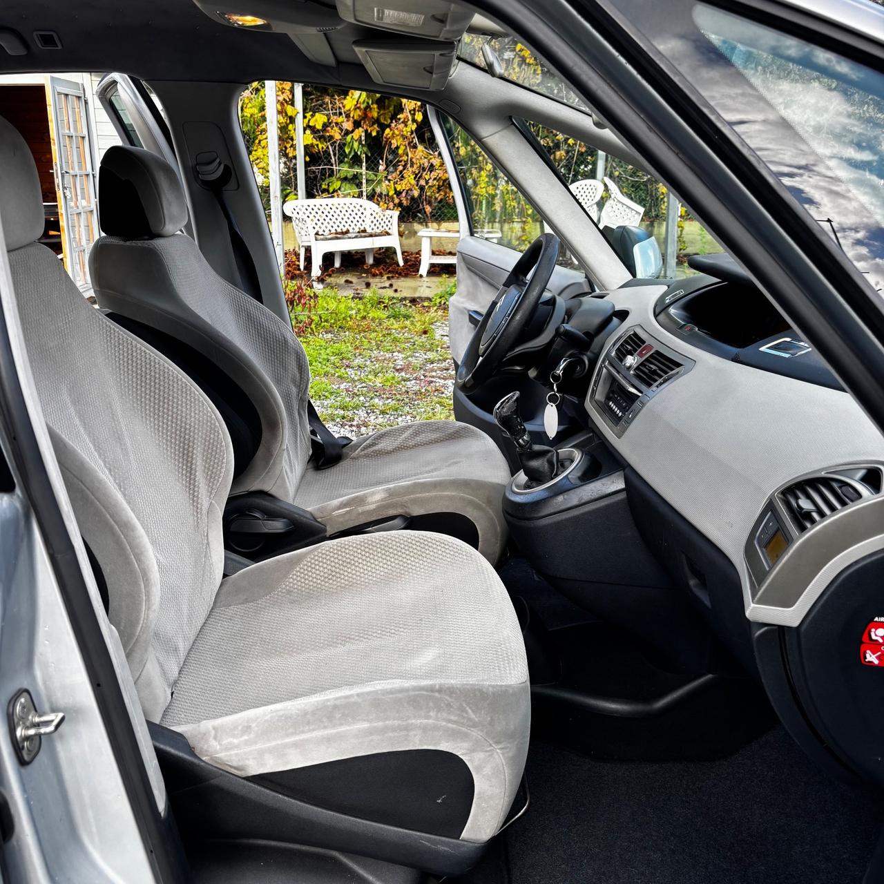 Citroen C4 Picasso 1.6 HDi 110 FAP Elegance