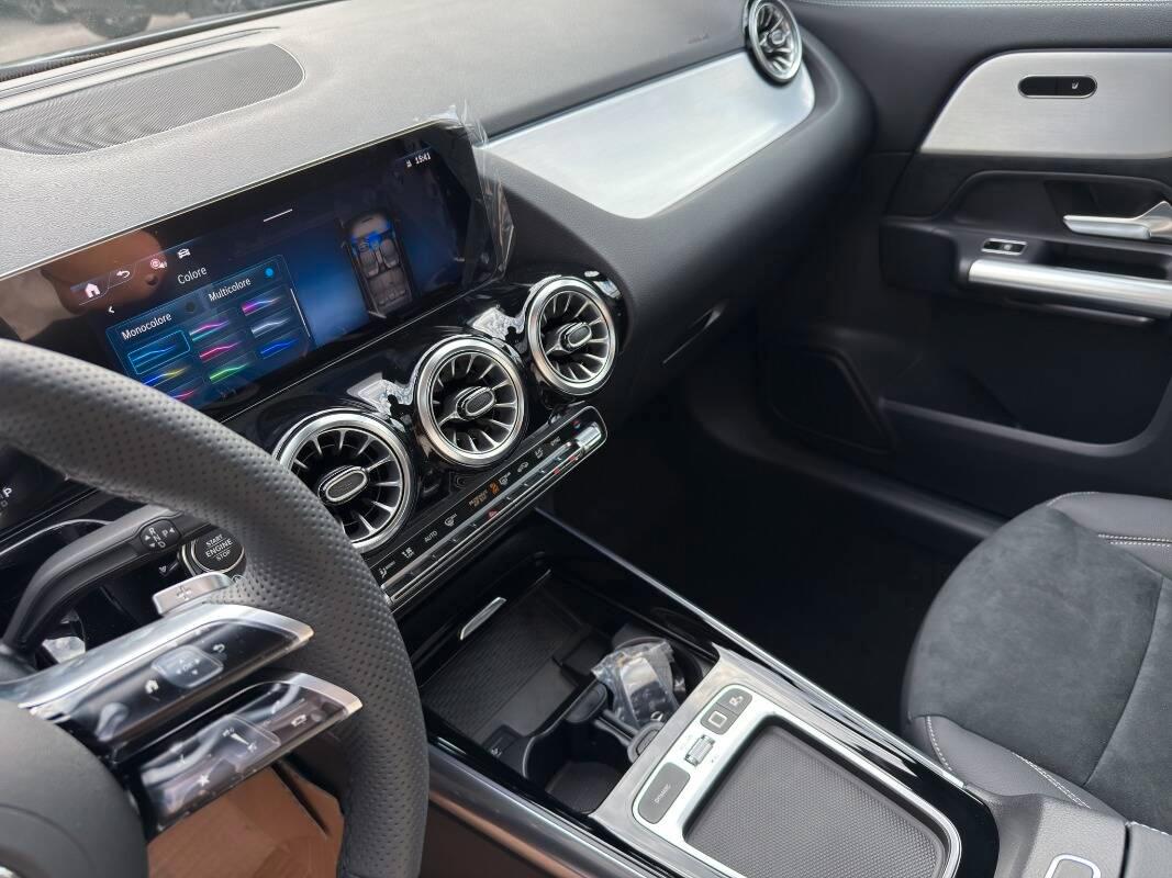 Mercedes Classe GLA 200 d AMG Line Premium auto