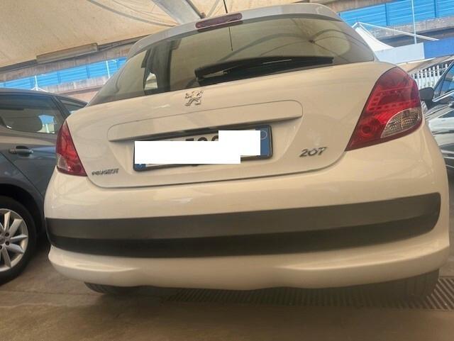 PEUGEOT 207 1,4 DIESEL