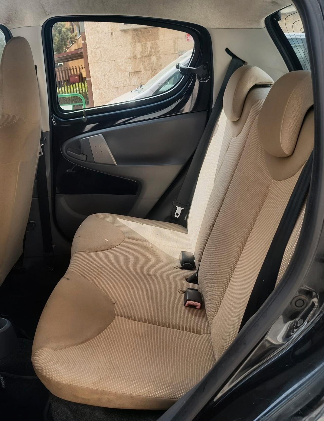 Peugeot 107 1.0 68CV 3p. Plaisir