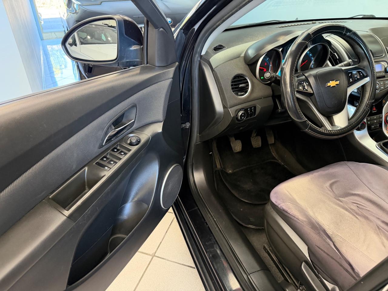 CHEVROLET Cruze (2009) Cruze 1.7 Diesel SW LTZ (96 kw)