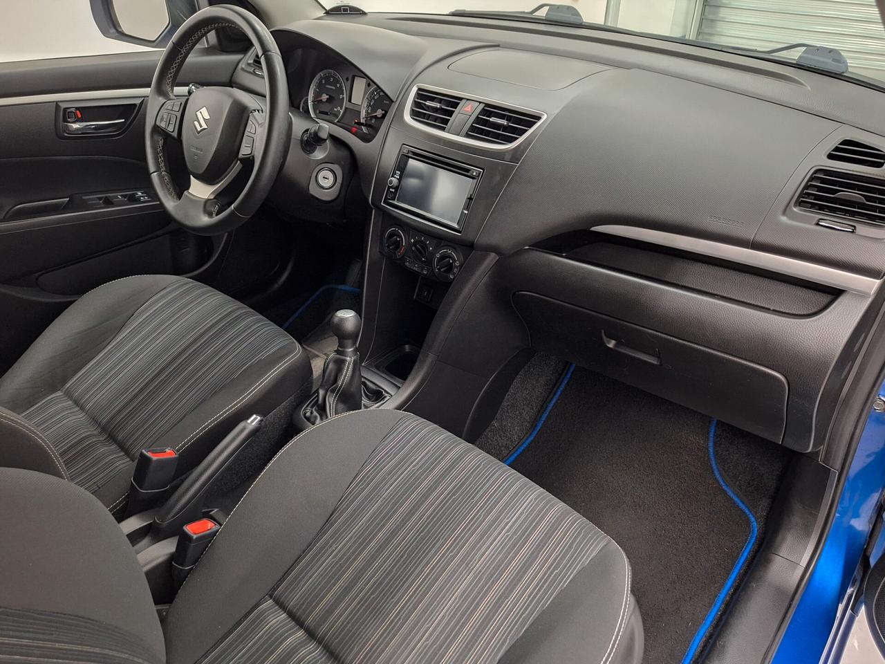 Suzuki Swift 1.3 DDiS 75cv B-Top Bi-Color
