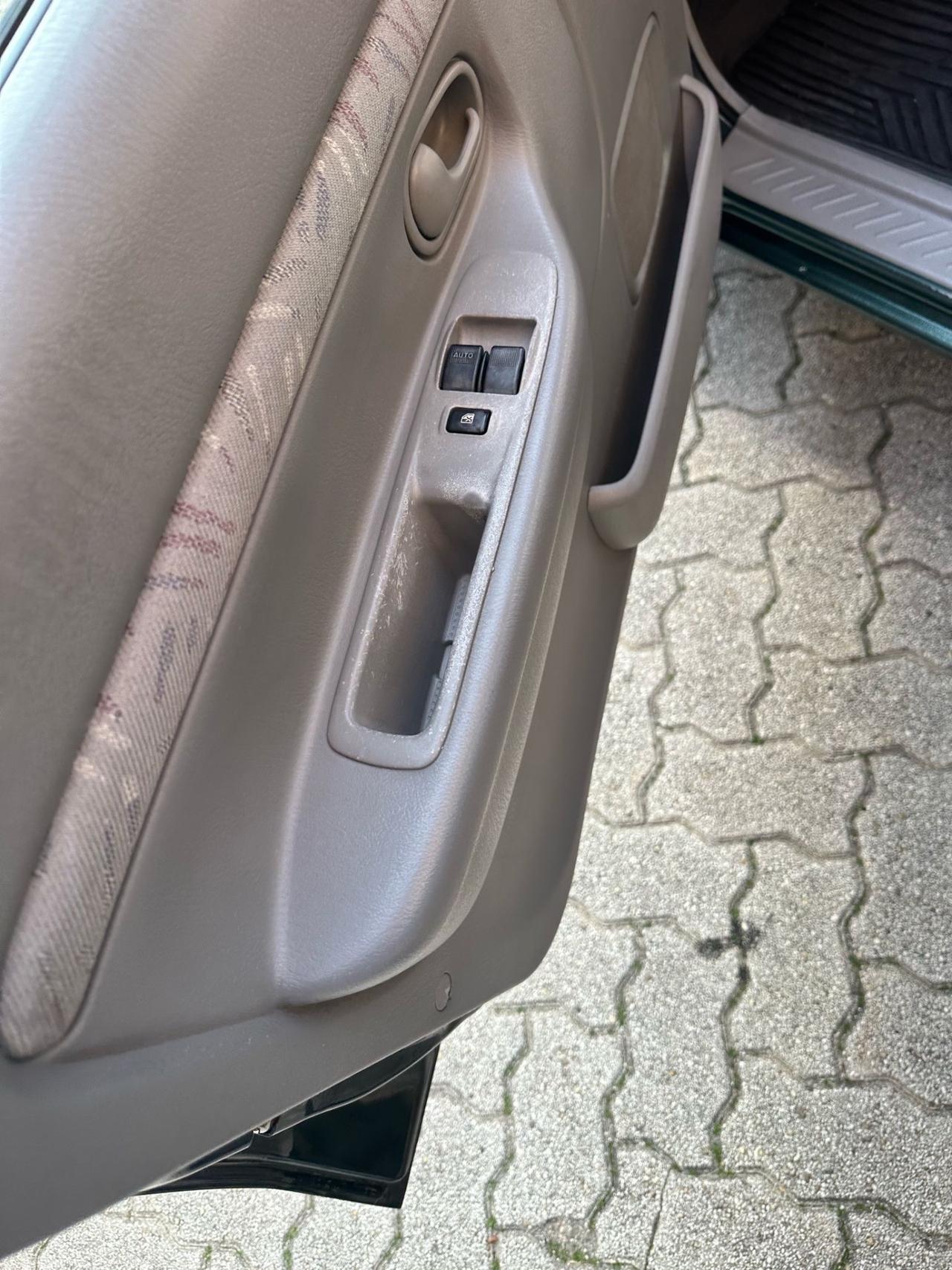 Mazda Demio 1.3i 16V Exclusive