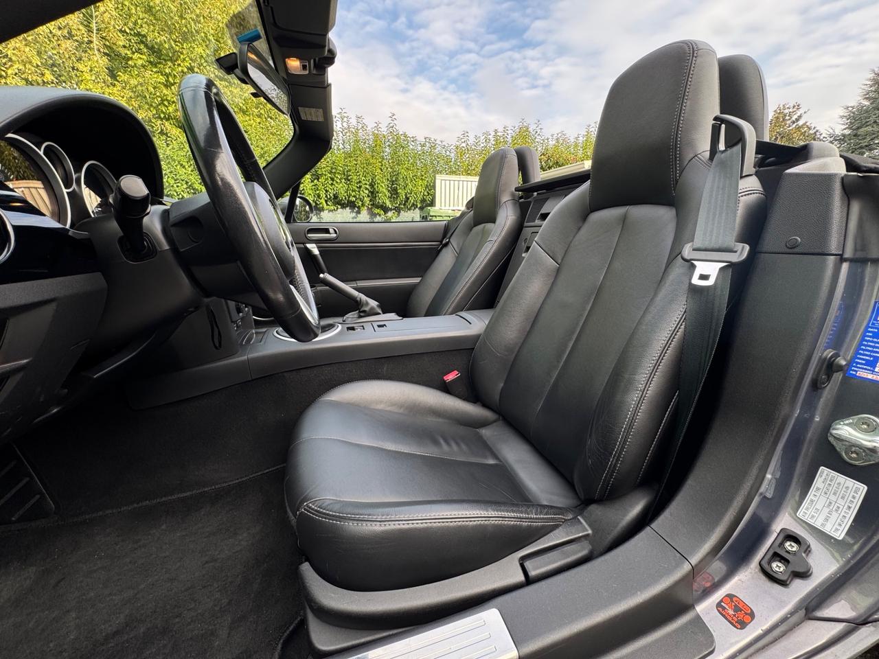 Mazda MX-5 Roadster Coupé 1.8L Fire 111000km