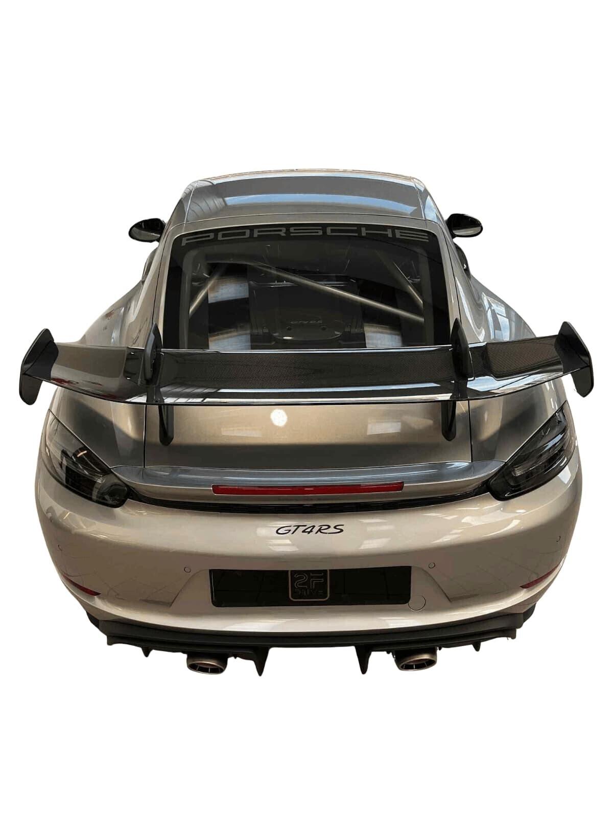 Porsche Cayman GT4 RS