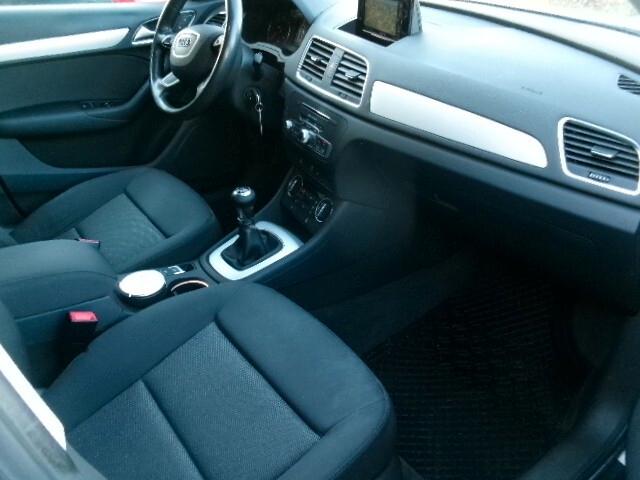 Audi Q3 2.0 TDI 120 CV Sport