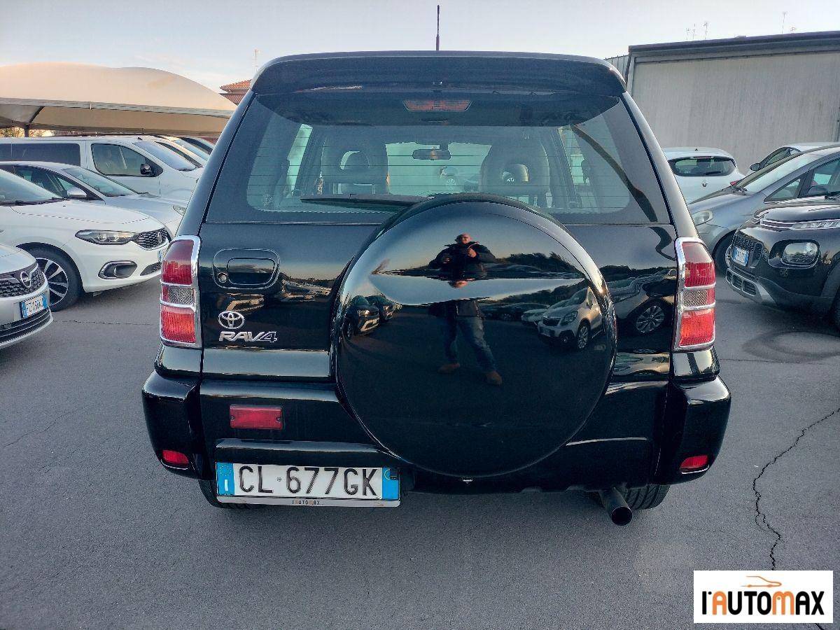 TOYOTA RAV4 2.0 d-4d 16v 5p
