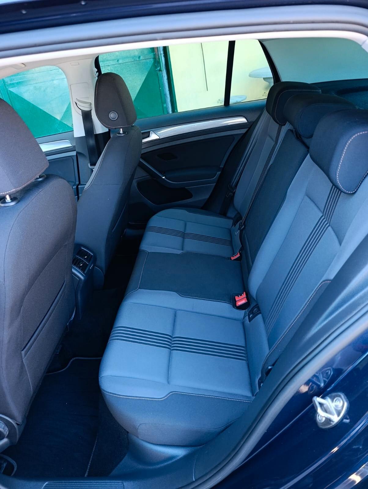 Volkswagen Golf 1.6 TDI Comfortline 2016