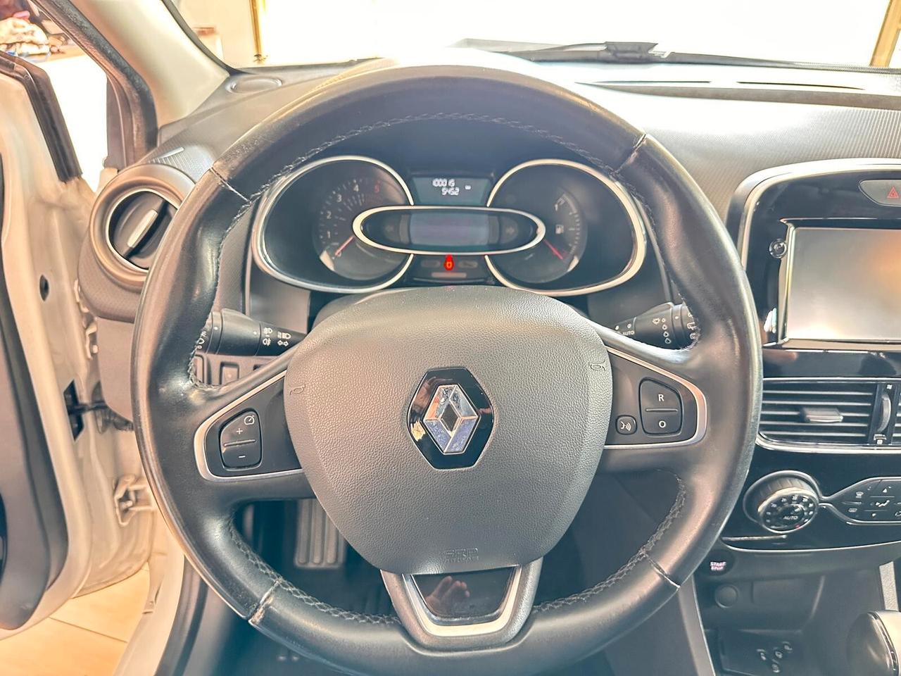 Renault Clio dCi 8V 90CV EDC Start&Stop 5 porte Energy Intens