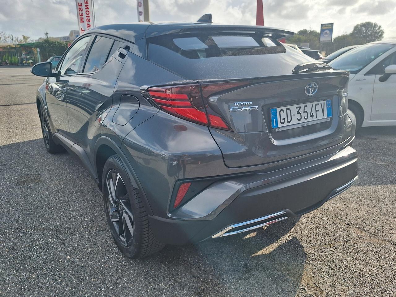 Toyota C-HR 2.0 Hybrid E-CVT Style