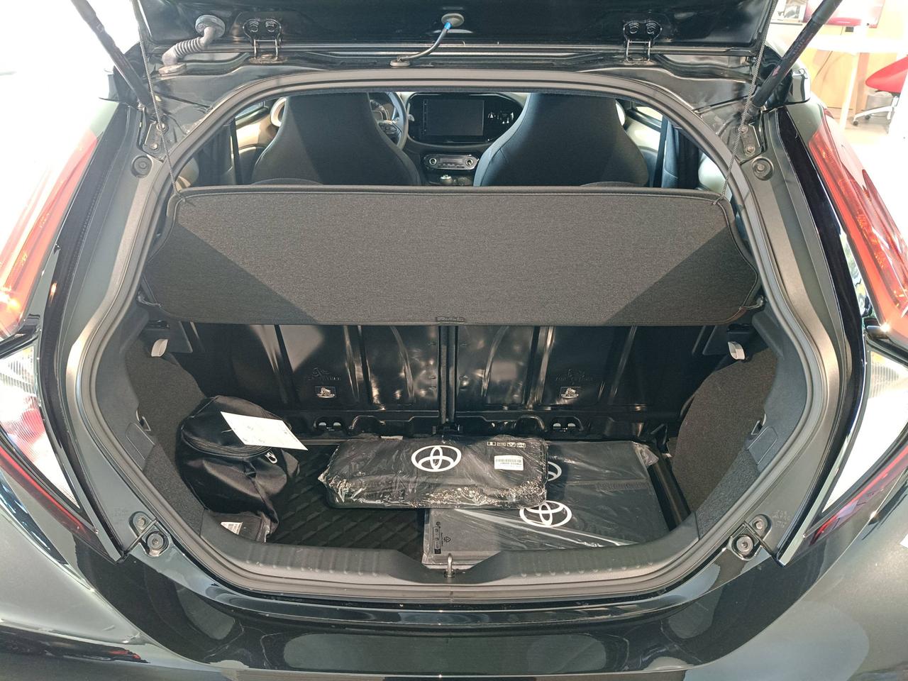 TOYOTA Aygo X 1.0B TREND MT - MY24