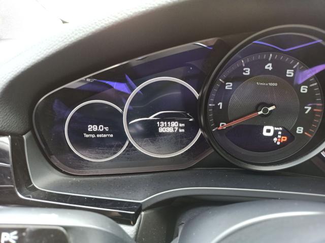 PORSCHE Cayenne 3.0 V6