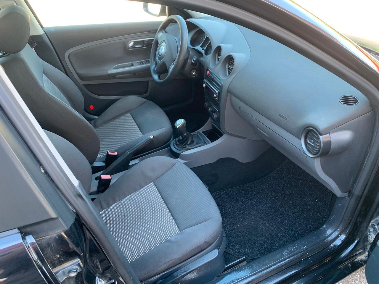 Seat Ibiza 1.2 12V 70CV, Unicoproprietario, 20km/l, adatta a neopatentato