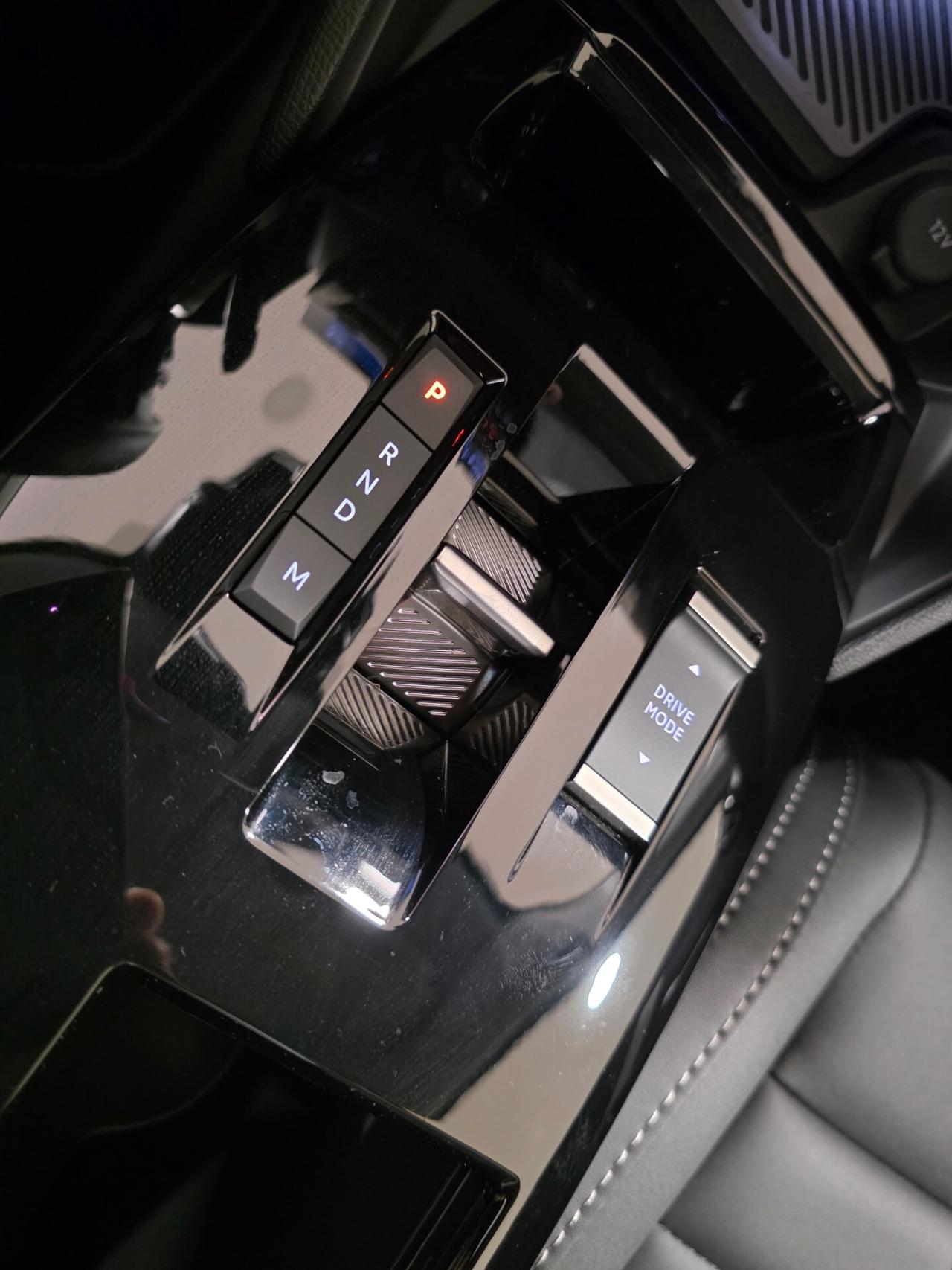 Citroen C4 X PureTech 130 S&S EAT8 Plus