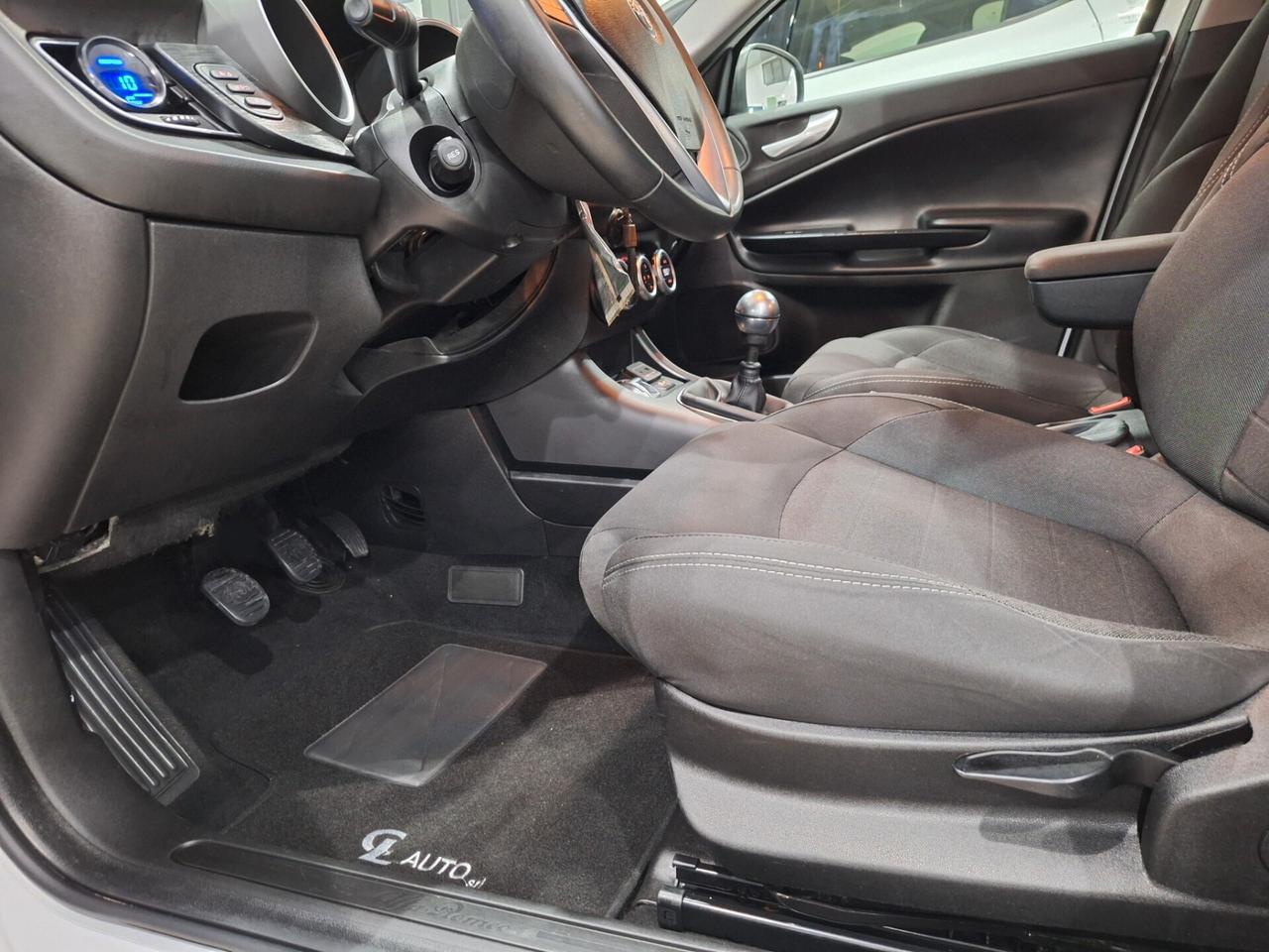 AlfaRomeo Giulietta 1.6 JTDm 120CV SPORT 99.137Km