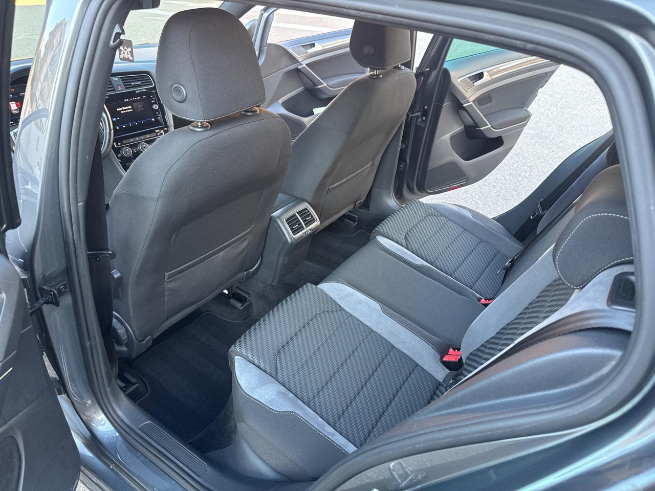 Volkswagen Golf 7.5 1.4 125 CV Rline digitale 2018