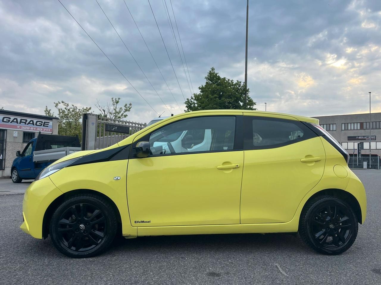 Toyota Aygo 1.0 BENZ SOLO 79K KM