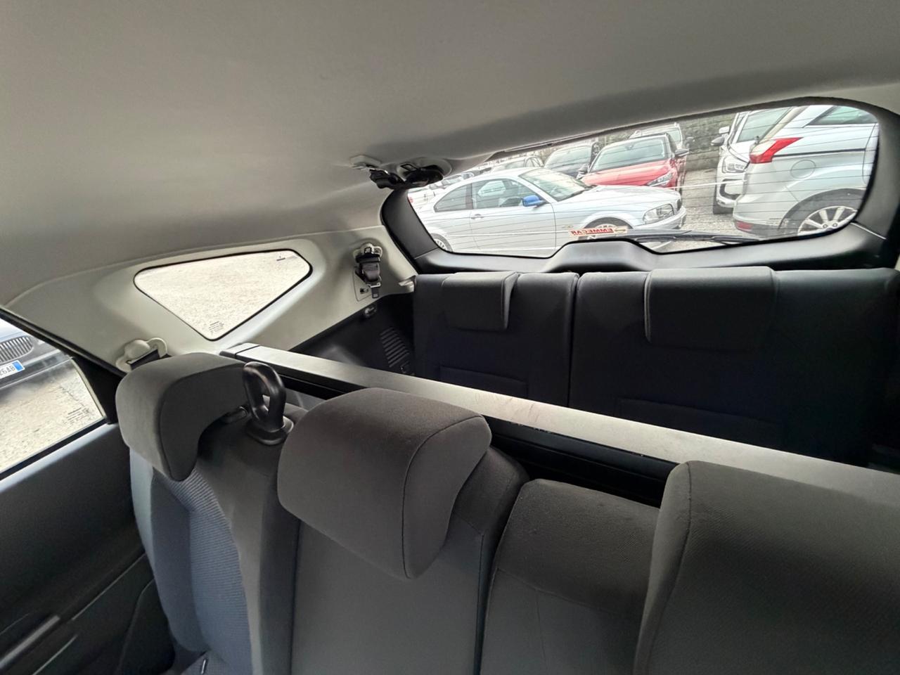 Nissan Qashqai 1.6 7 POSTI