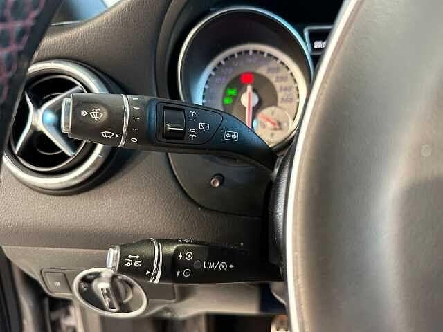 Mercedes-Benz CLA 220 220 d S.W. Automatic Premium Dark Night
